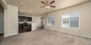 Beautiful two story home in Northgate Gallery 5