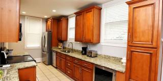 Spacious and fully furnished Victorian beauty Gallery 6