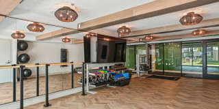 Solis Midtown Gallery 22