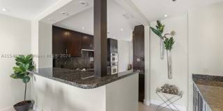 2442 Fisher Island Dr Gallery 10