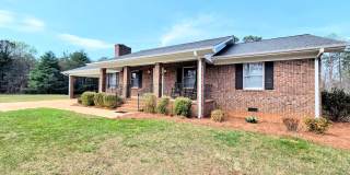 3 Bedroom Brick Home Easley, SC Gallery 1