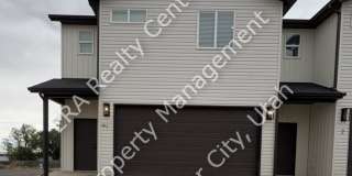 Move-in Bonus! Brand New Construction - 3 bedroom, 2.5 bathroom Townhouse Gallery 1