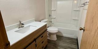 6700 ROOSEVELT APTS. Gallery 47