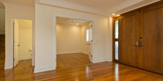 Kahala - 4 Bedroom, 3.5 Bathroom, 2 vehicle garage Gallery 6