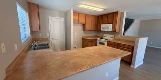 Large Avondale Home W/ Full Bedroom Downstairs and a huge loft! Large Avondale Home W/ Full Bedroom Downstairs and a huge loft! Gallery 12