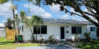 4559 NW 16th Way Gallery 1