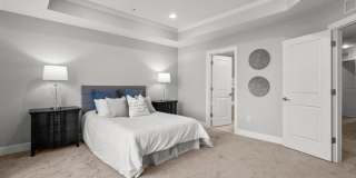 722 CROWN PARK Avenue Gallery 16