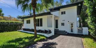 210 NE 85th St Gallery 1