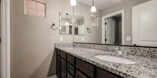 COMING SOON! Great Location!Stunning 6-bedroom Plus 7, 4.5-bathroom home located in Chandler Gallery 43