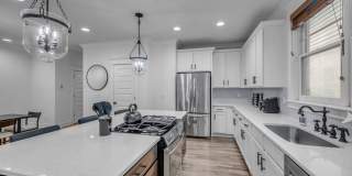 3-bedroom, 2.5-bath rental home located in Nashville’s vibrant, 12 South! Gallery 9