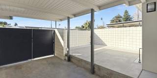 61 Redwood Avenue Gallery 33