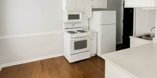 3708-3714 North Sheffield Gallery 14