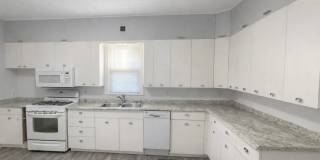 DINKYTOWN- Amazing Location! Affordable 6 Bedroom House for Sept Move In Gallery 4