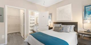 Oaks at Normandy Apartments Gallery 12