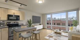 708 Uptown Gallery 31