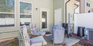 Room in 4 Bedroom Home at Warm Springs Ln Gallery 12