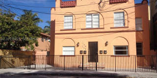 221 SW 9 AVE Gallery 30