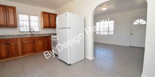 Modern Duplex with Huge Fenced Yard Near Downtown Tucson Gallery 8