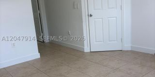 2080 Greenview Shores Blvd Gallery 13