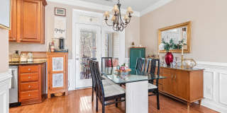 Beautiful 2 bedroom 2.5 bath Townhome in Carrboro Gallery 5