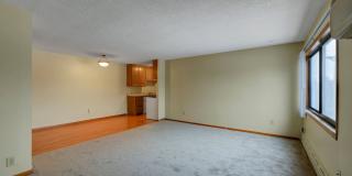 4320 36 1/2 St Gallery 13