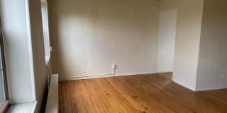 5424 Fifth Avenue Gallery 37