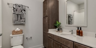 The Avante Gallery 25