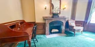 319 Dartmouth St. Gallery 9