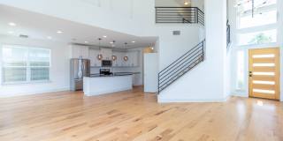 Amazing and peaceful 3/2.5 home in Austin! Amazing and peaceful 3/2.5 home in Austin! Gallery 4