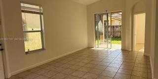 2221 NE 37th Ter Gallery 3