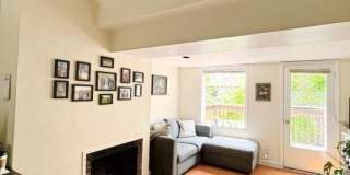 1124 RODMAN STREET Gallery 3