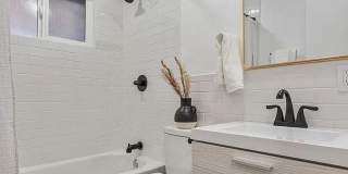 Fully Updated 2 Bedroom - Available Now! Gallery 14