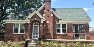 Bungalow in Earlewood Gallery 1