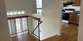 Beautiful Townhouse in the Heart of Burke Centre! Gallery 3