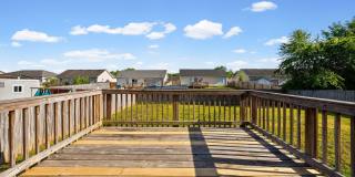 Pet Friendly Three Bedroom! Gallery 36