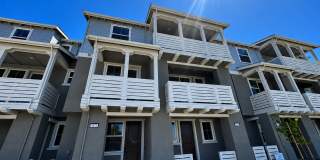 Brand New Townhouse in Livermore at Solera at Arroyo Crossings Gallery 1