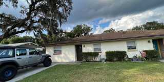 Cozy 2-Bedroom Duplex in Longwood – Available Mid-November Gallery 1