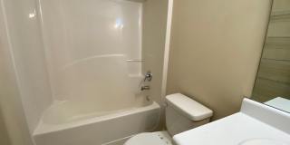 BRIDGEWATER HOME - PRE-LEASING FOR AUGUST 1 2026! 1/2 Off Deposit! Gallery 6