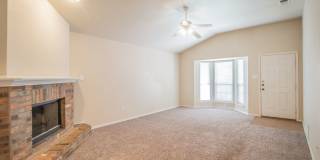 Great 3 bedroom 2 bathroom home in Frenship ISD! Gallery 1