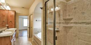 202 Captains Court Gallery 25