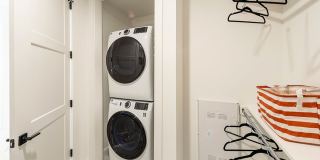 Pearl Rosemont Gallery 25