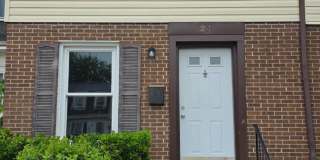 24 LERNER Court Gallery 1