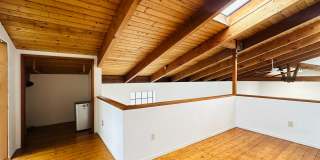 West Oakland 5th St Gallery 8