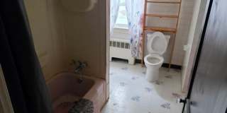 3 bedroom 1.5 bathroom Gallery 12