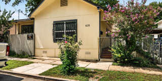 631 E Mistletoe Gallery 1