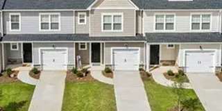 Beautiful 3-Bedroom 2-Baths Home with Garage in Terrell - Pet Friendly! Gallery 1