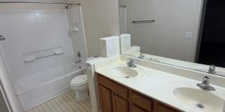 4 bedroom 2 bath house for rent Gallery 7