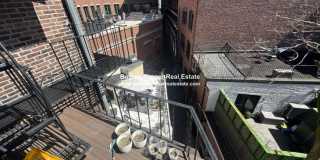 109a Dartmouth Gallery 3