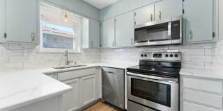 Spicewood Gold! 3-6 month leases available! Gallery 6