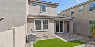 BB Living Desert Ridge Gallery 8